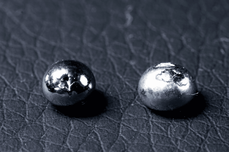 A Science Adventure with Osmium: The Story of the Heaviest Metal ...